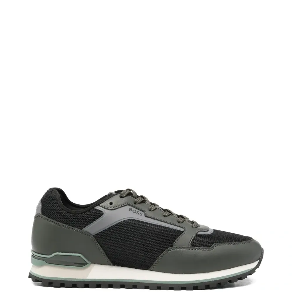 Кроссовки со вставками