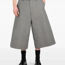 Шорты широкого кроя Шорты широкого кроя