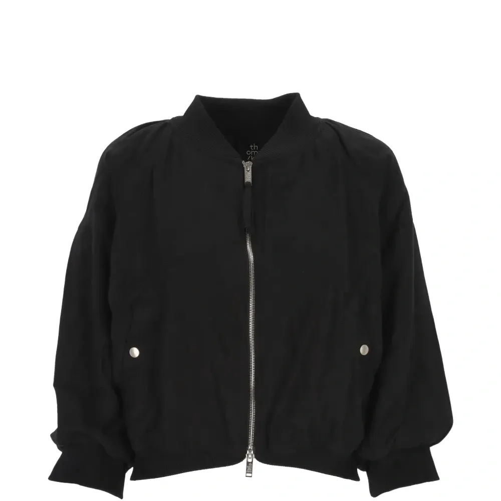 Укороченная бомбер-куртка