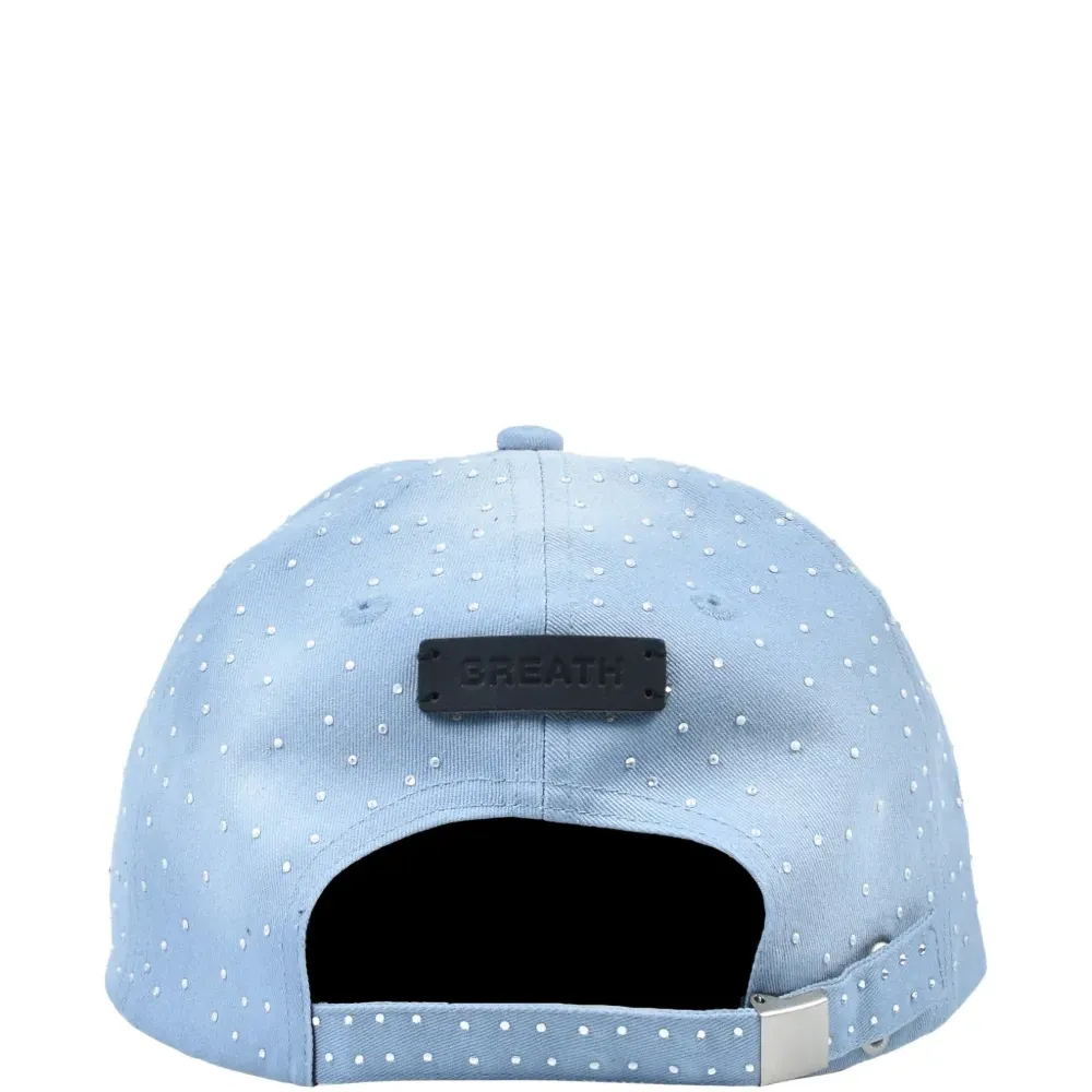 Бейсболка с украшением