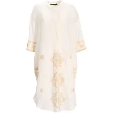 Платье с вышивкой