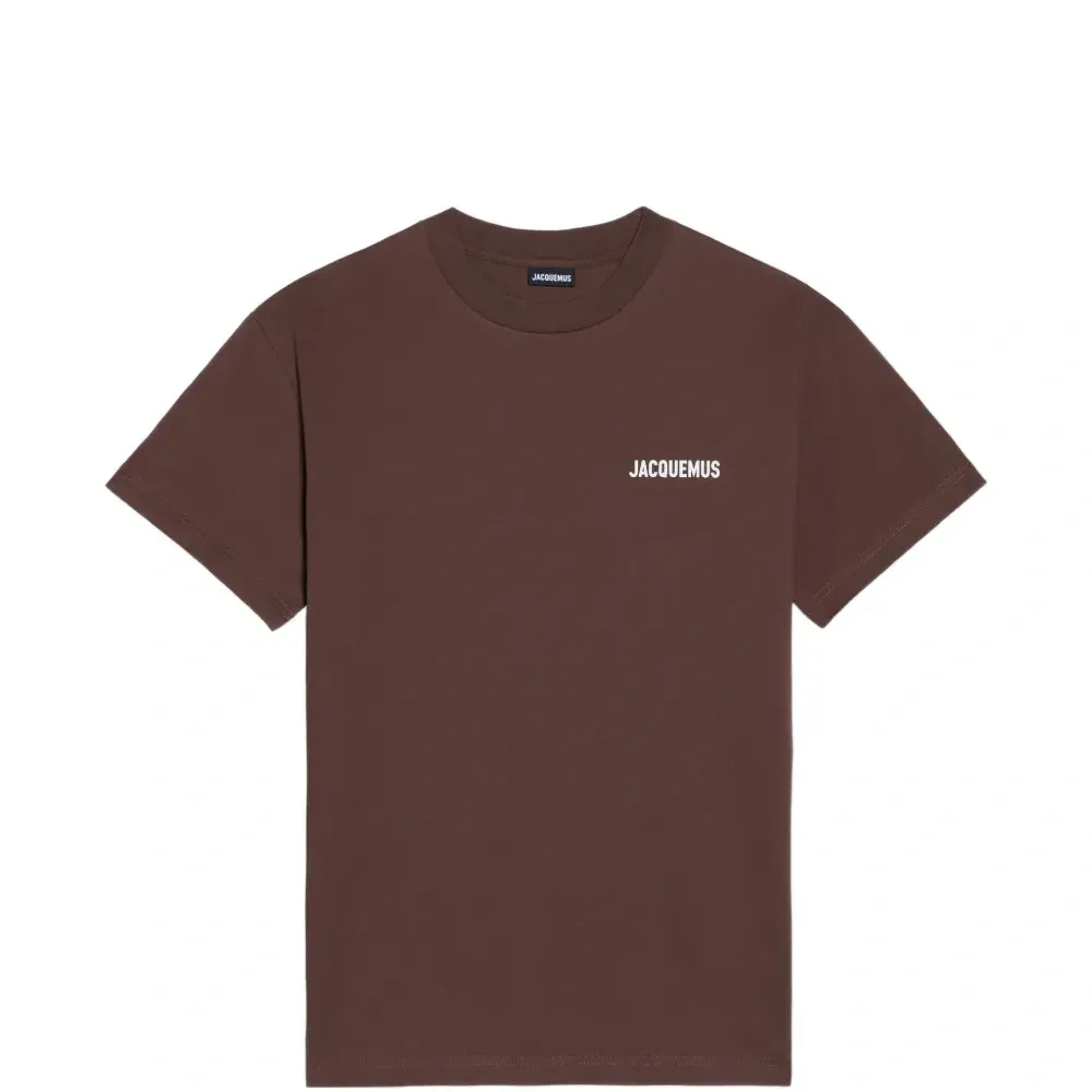 Футболка с логотипом