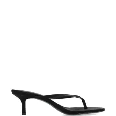 Сандалии Tash с перемычкой между пальцами