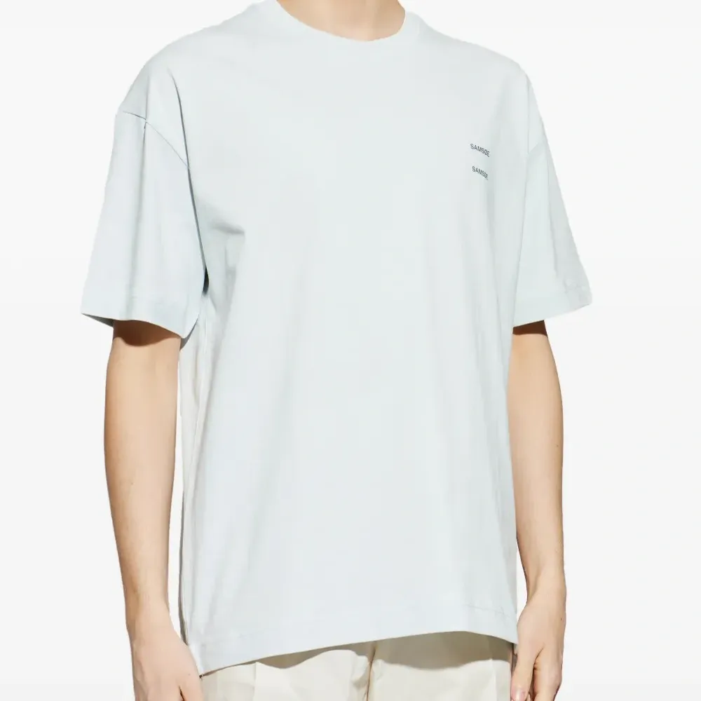 Футболка с логотипом Joel