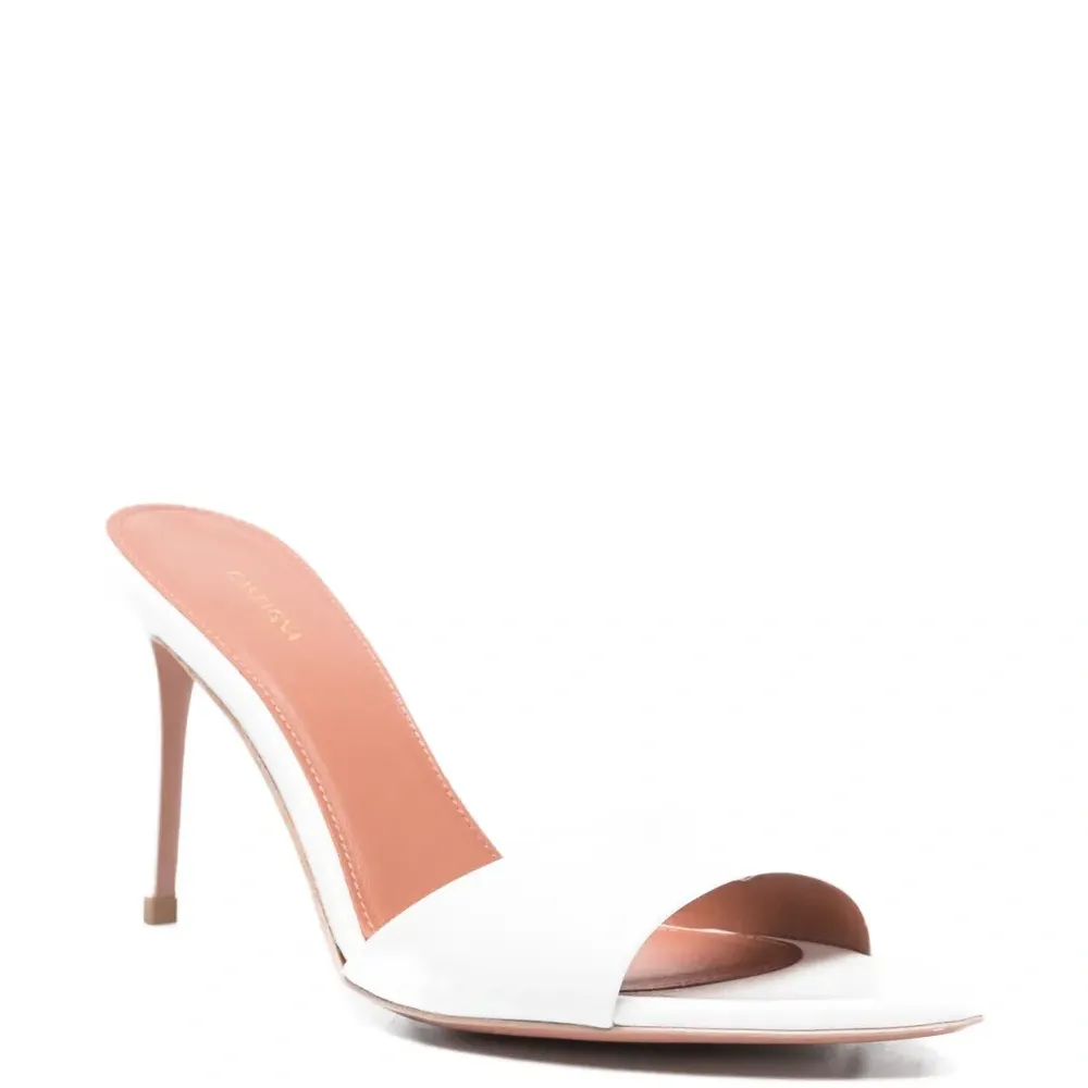 Босоножки на каблуке с заострённым мысом Alixia