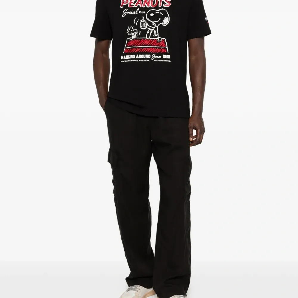 Футболка с вышивкой Peanuts