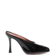 Босоножки на каблуке Daisy