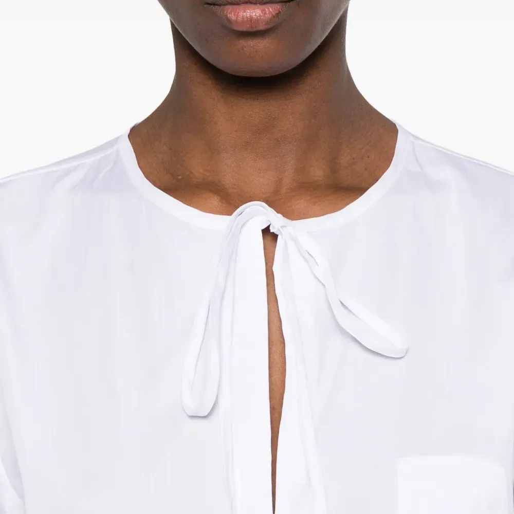 Блузка Florence с галстуком-воротником и накладными карманами