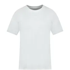 Футболка с вышивкой