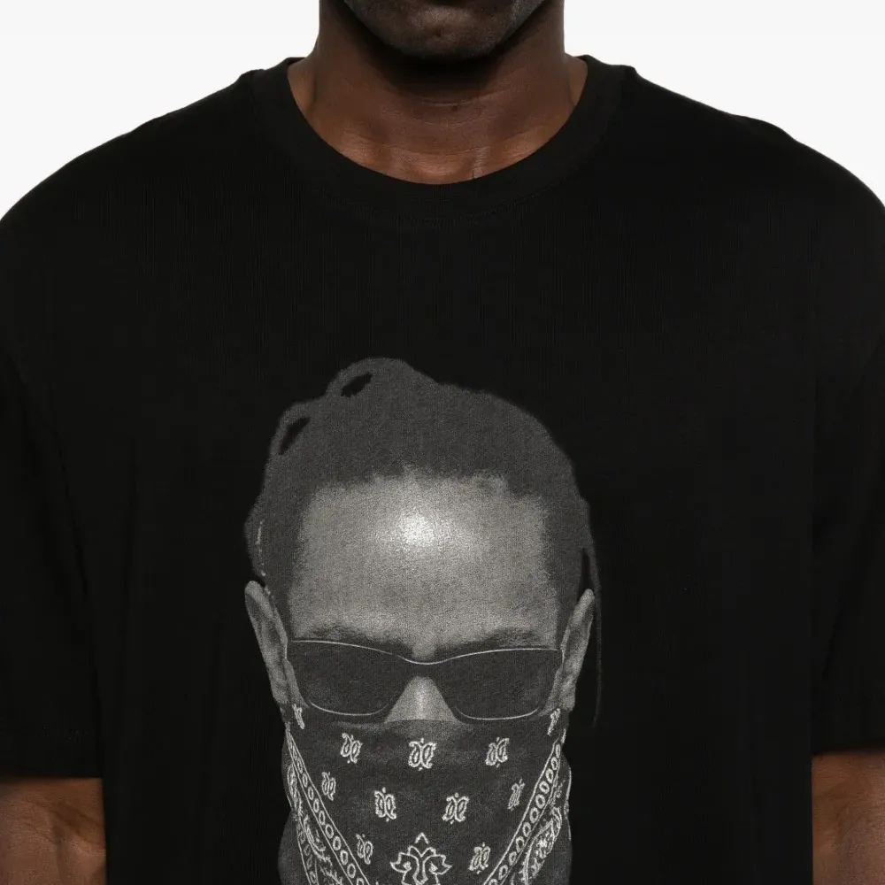 Футболка с принтом маски