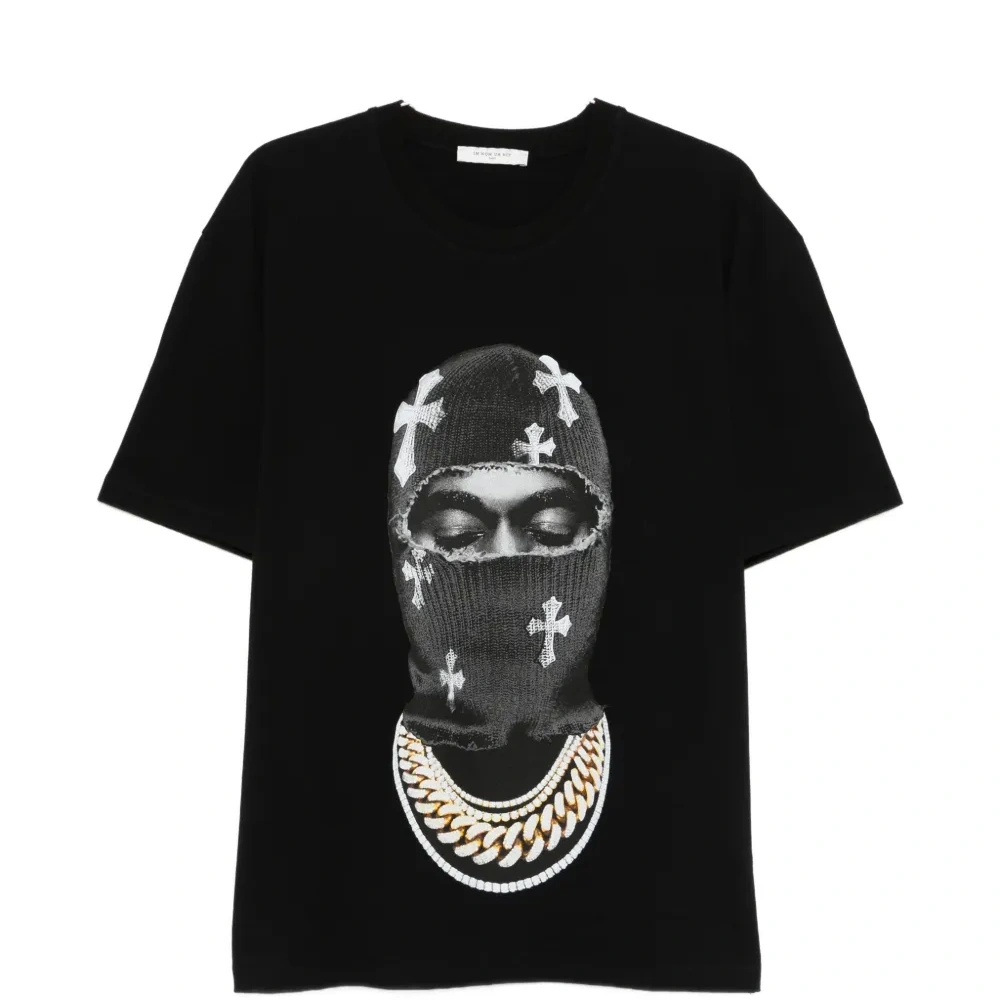 Футболка с принтом "Маска и кресты"