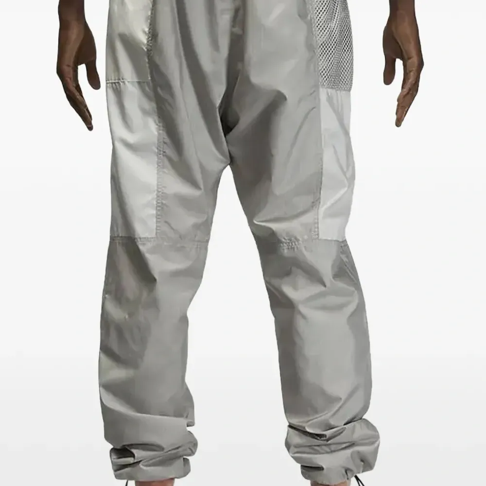 Спортивные брюки на кулиске