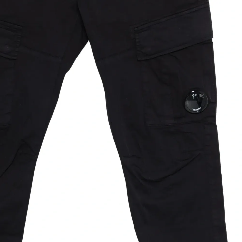 Брюки с карманами