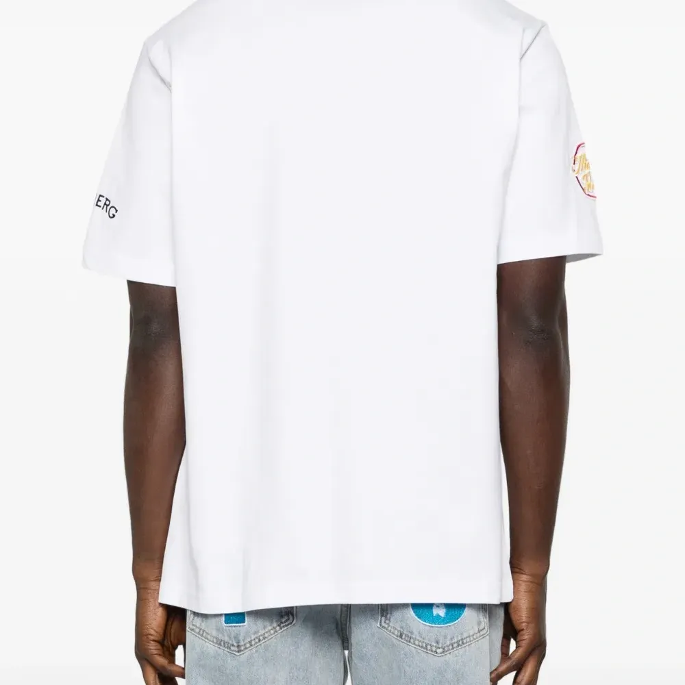 Футболка с принтом в стиле мультфильма