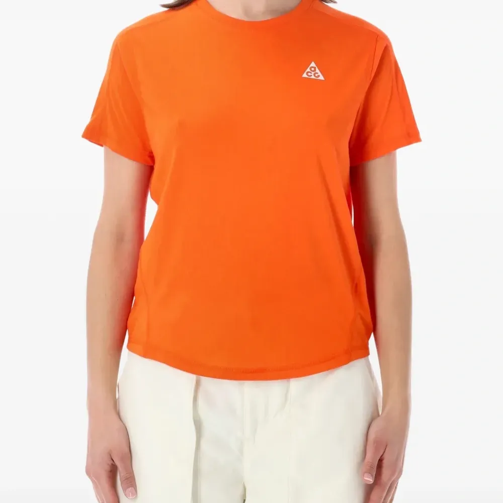 Футболка с короткими рукавами