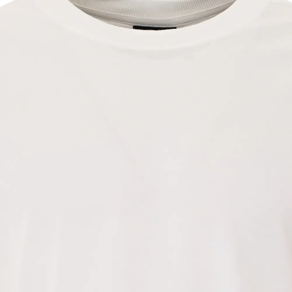 Футболка с круглым вырезом