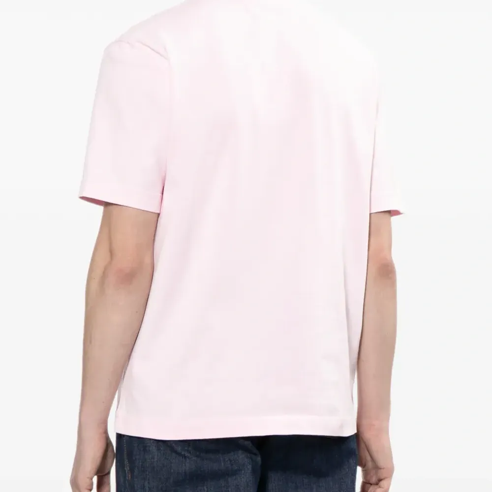 Футболка с круглым вырезом