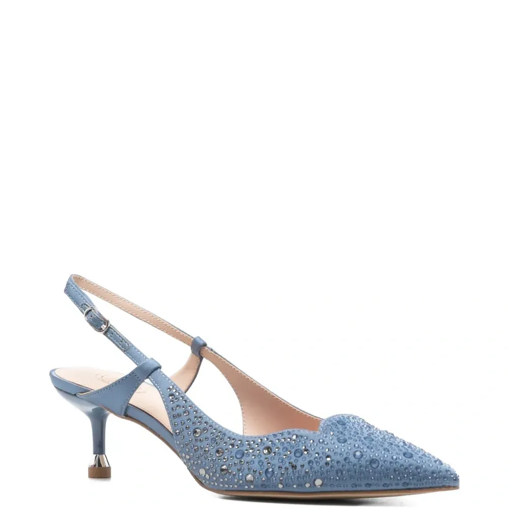 Кожаные туфли-лодочки с острым носком и заклёпками