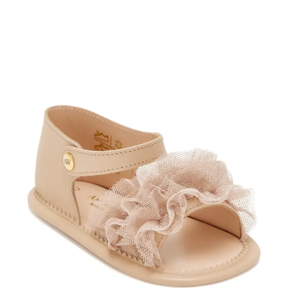 Босоножки с рюшами и открытым носком