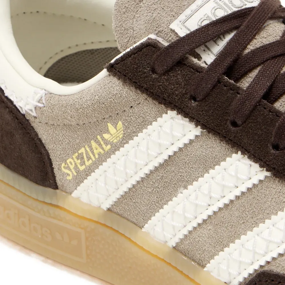 Замшевые кроссовки Handball Spezial в полоску