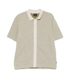 Вязаное изделие с узором и воротником