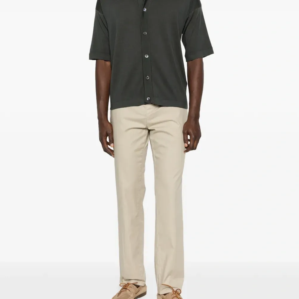 Брюки прямого кроя