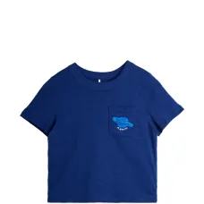 Футболка с нагрудным карманом