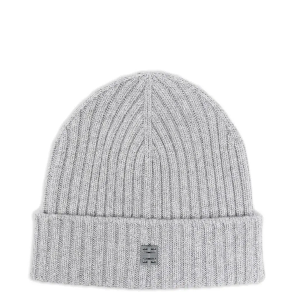 Вязаная шапка с логотипом