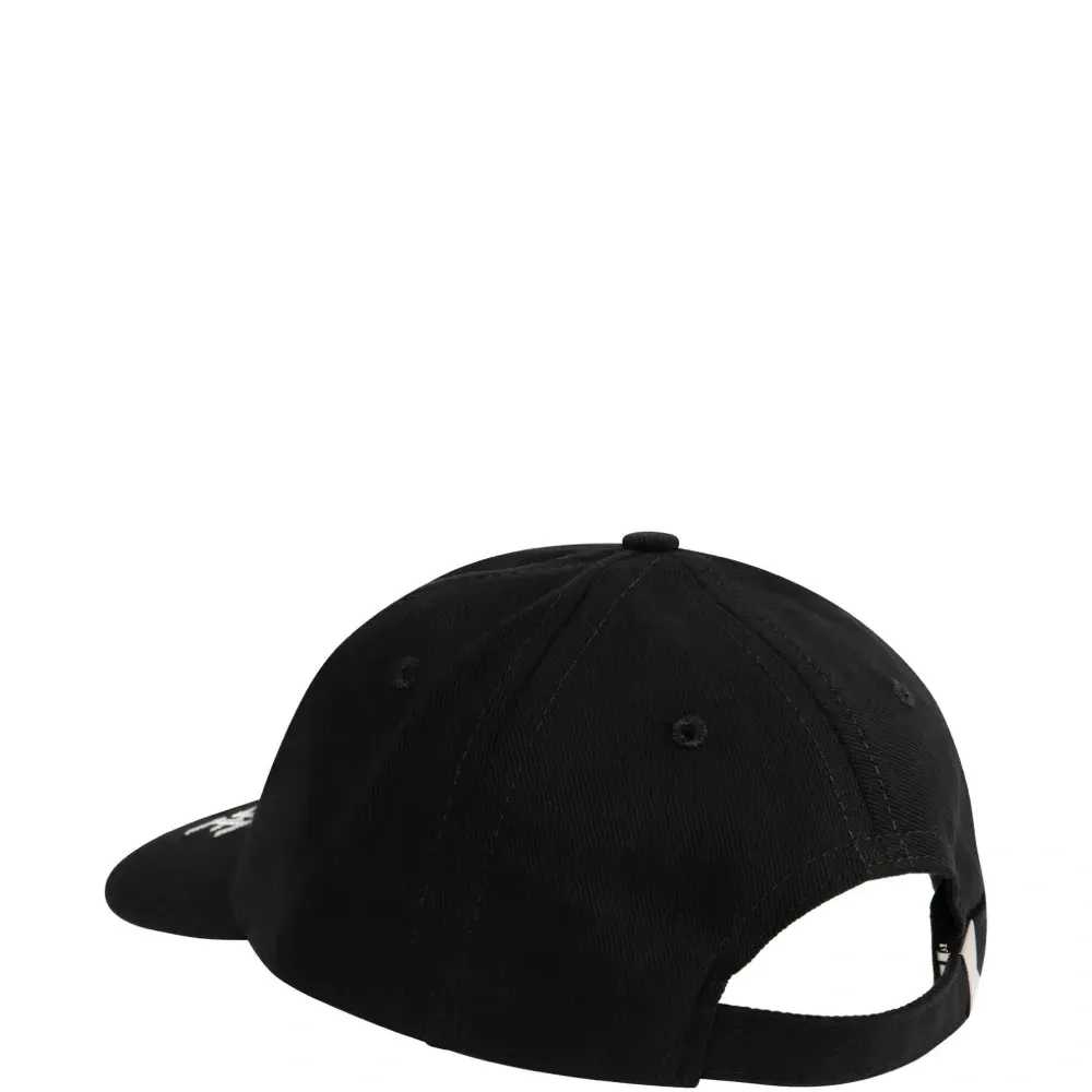 Бейсболка с логотипом