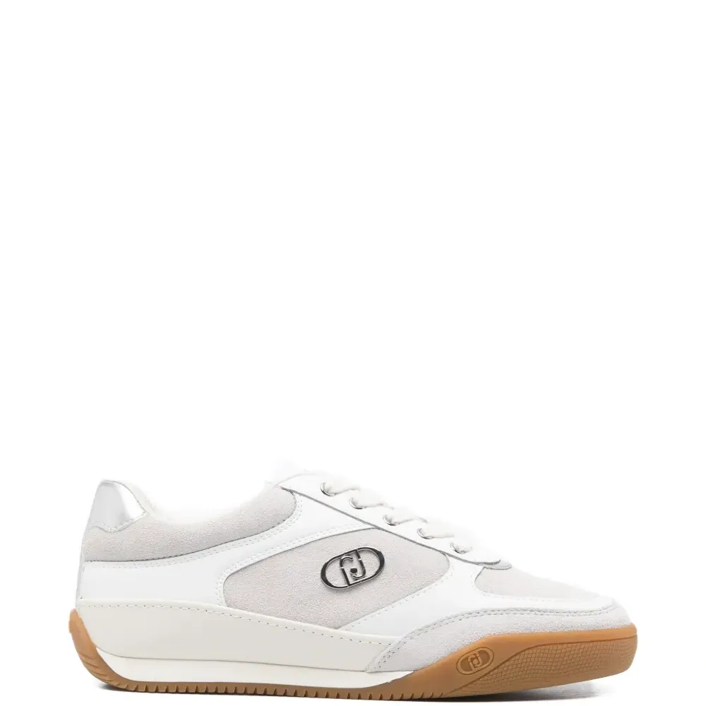 Кроссовки с логотипом