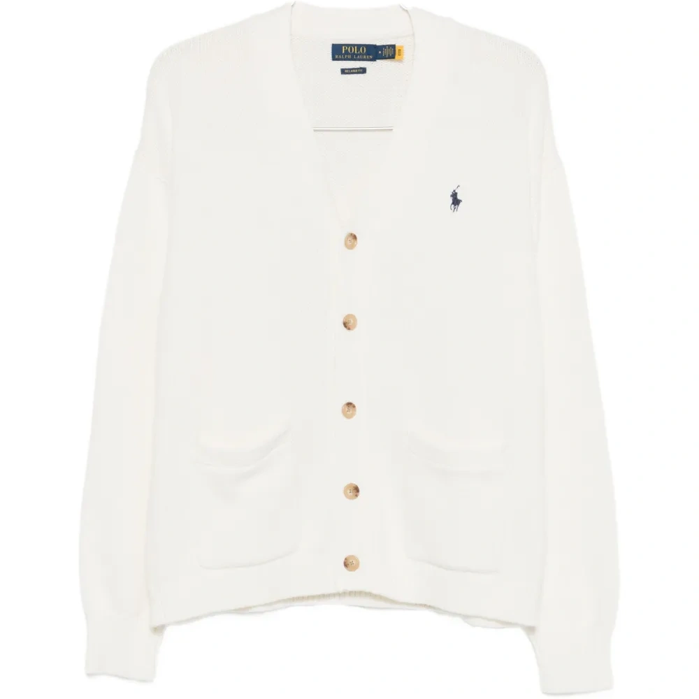 Кардиган с пуговицами и карманами