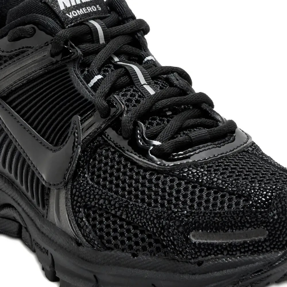 Кроссовки Zoom Vomero 5