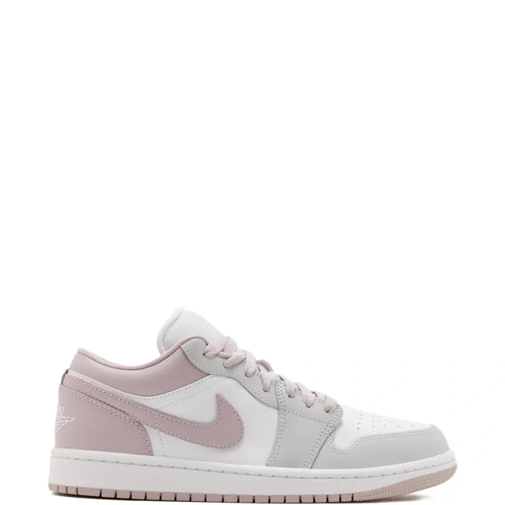 Кроссовки Air Jordan 1