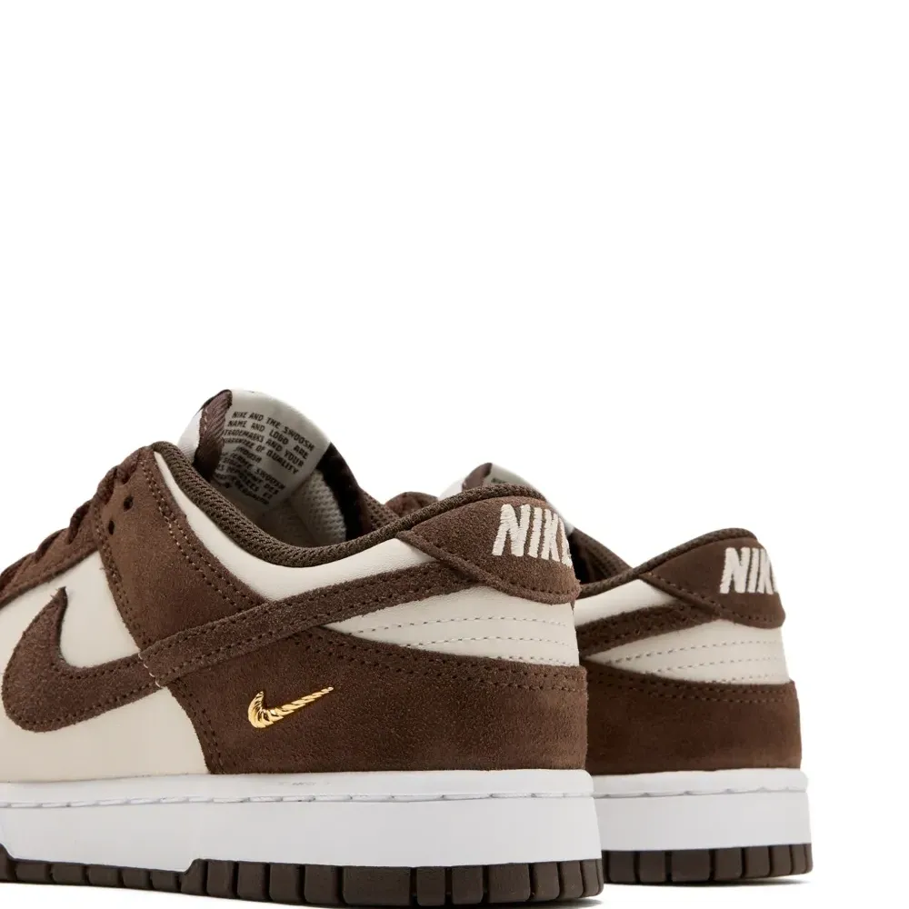 Кроссовки Dunk Low с замшевыми вставками