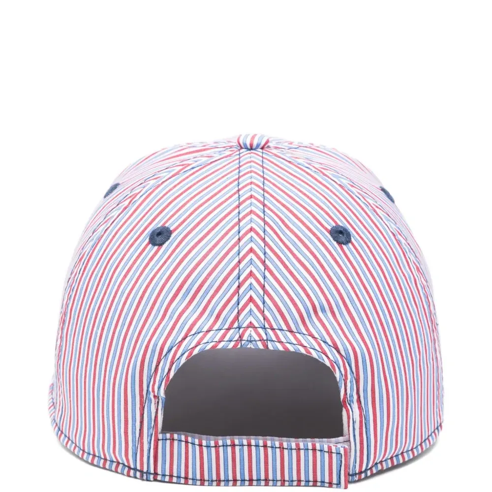 Бейсболка в полоску