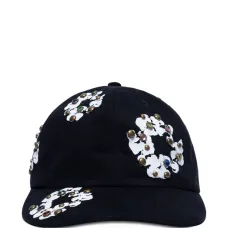 Кепка с венком