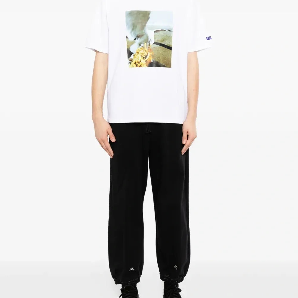 Футболка с графическим принтом