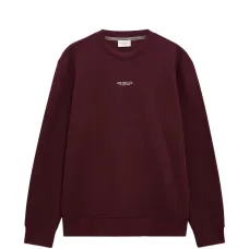 Свитшот с круглым вырезом