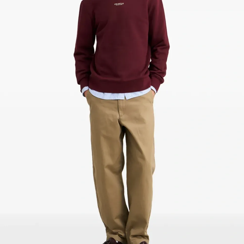 Свитшот с круглым вырезом Свитшот с круглым вырезом