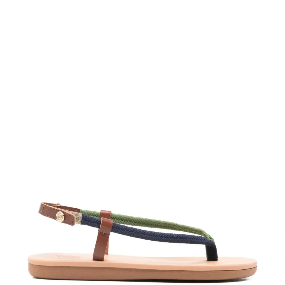 Сандалии из шнурков