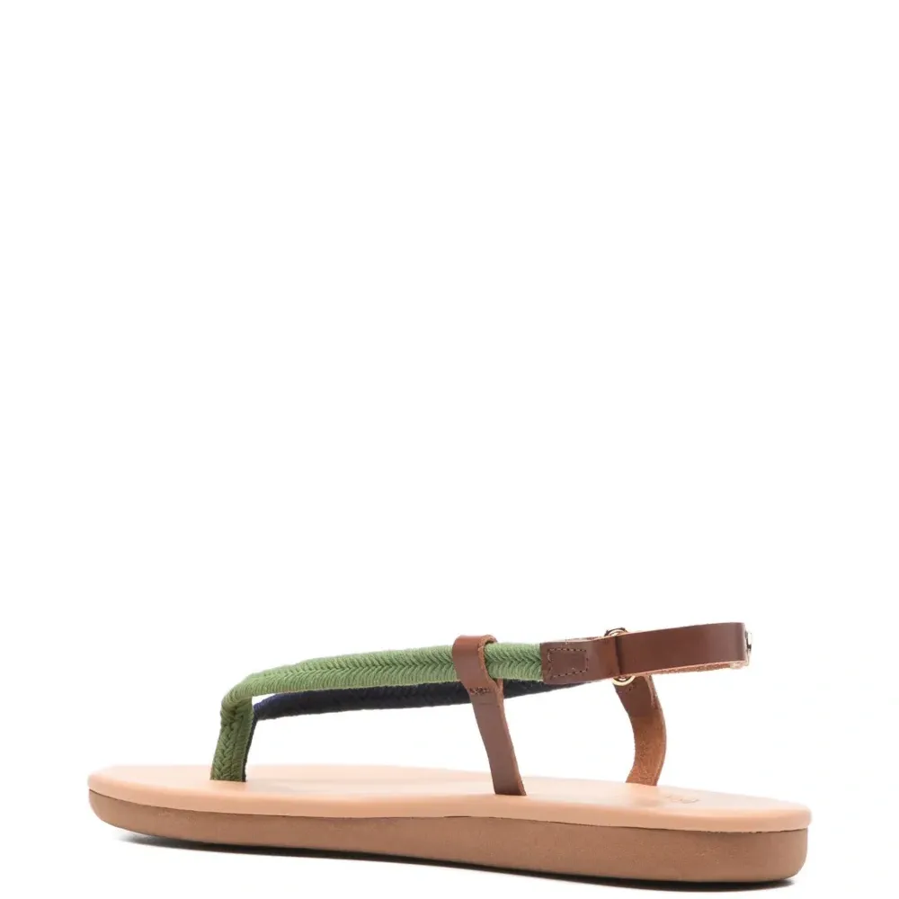 Сандалии из шнурков