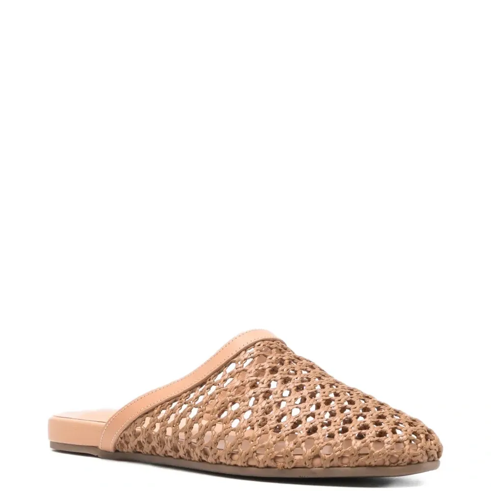 Тканая тапочка