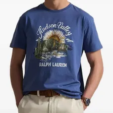 Футболка с графическим принтом