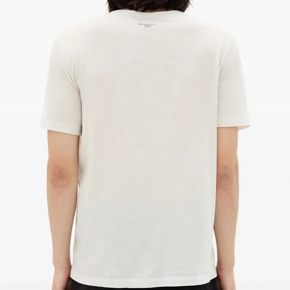 Футболка с графическим принтом