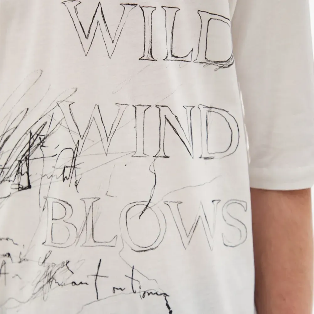 Футболка с графическим принтом