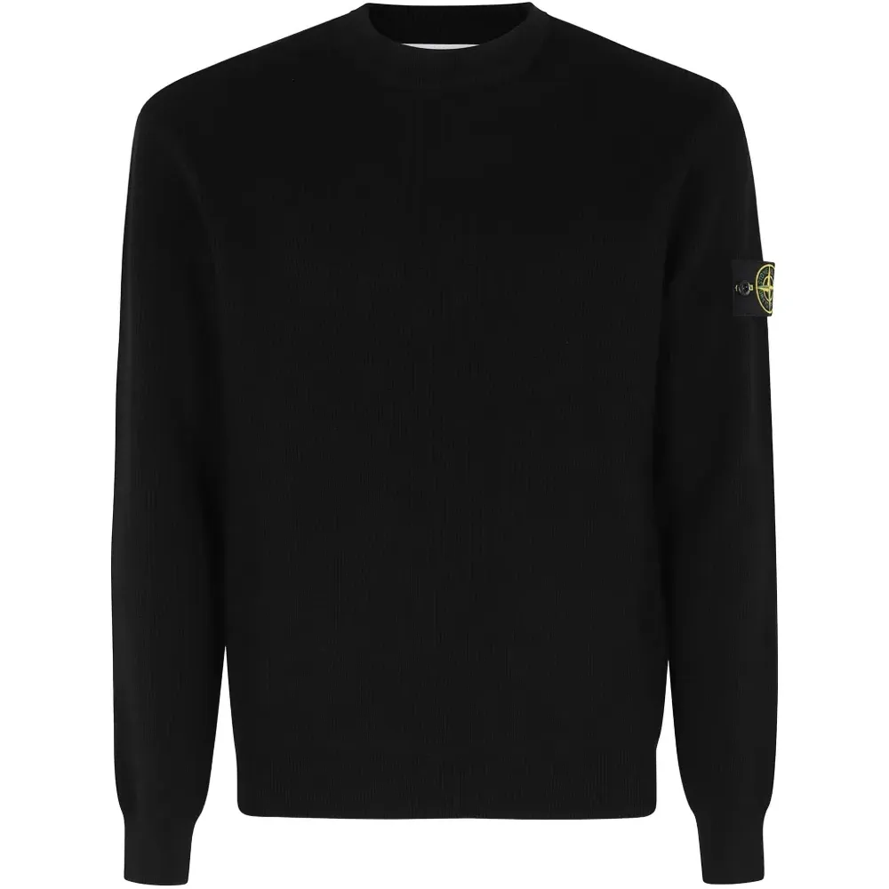 Вязаный свитер с круглым вырезом