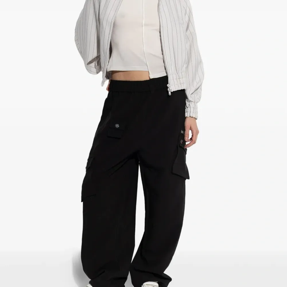 Кожаные кроссовки с тремя ремешками