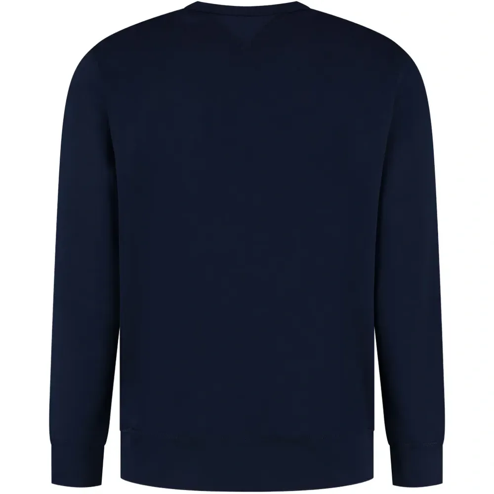 Свитер с вышитым логотипом