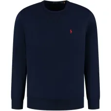 Свитер с вышитым логотипом