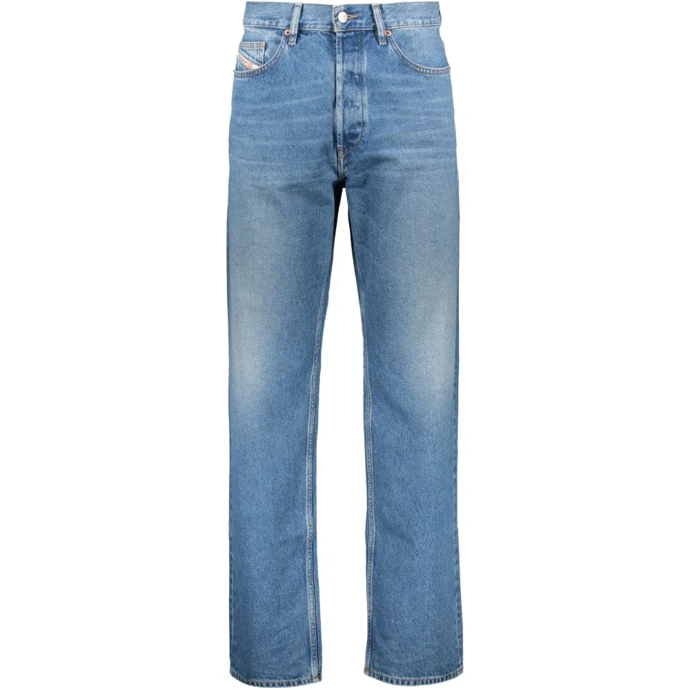 Выцветшие прямые джинсы